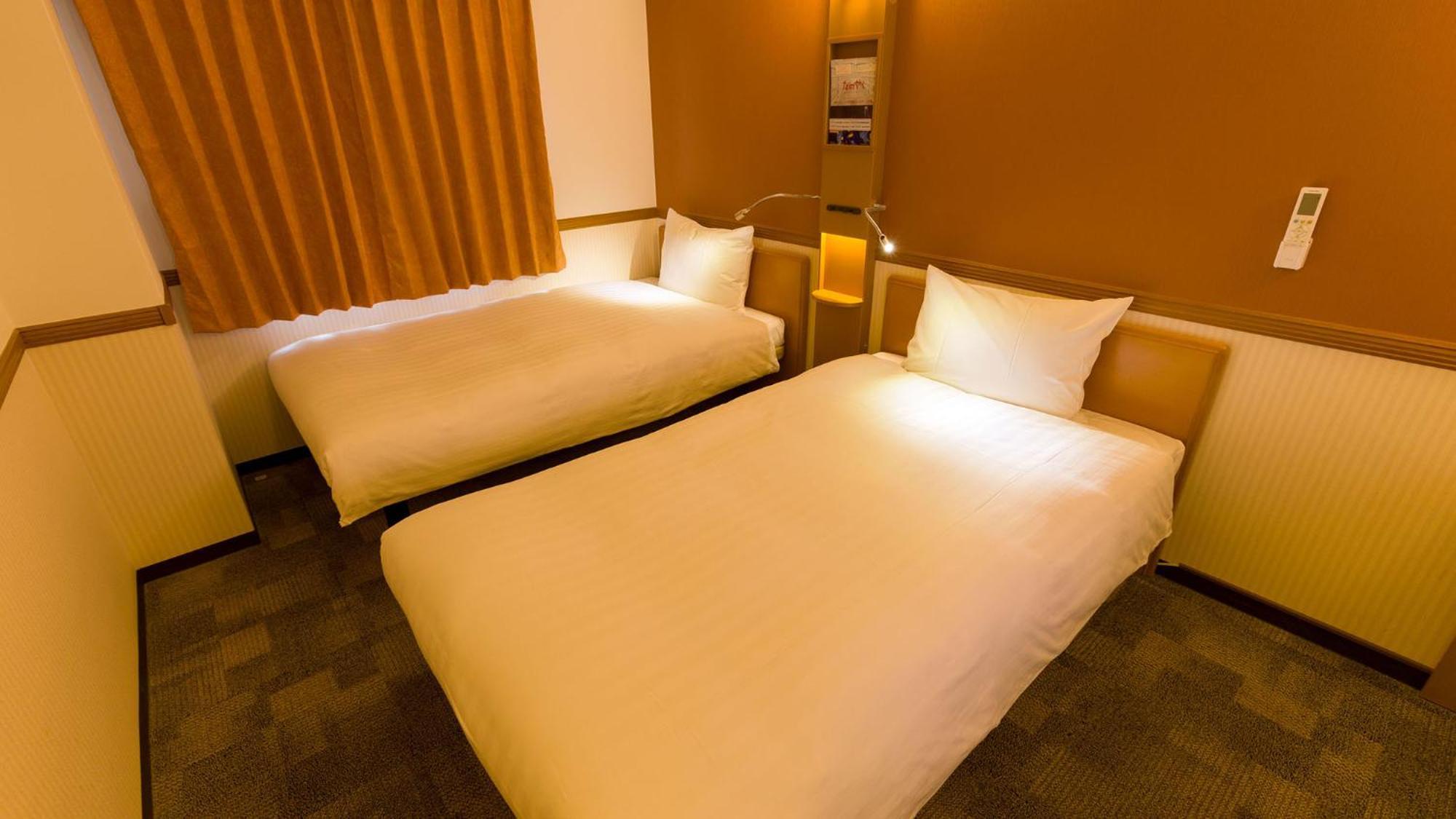 Toyoko Inn Takamatsu Hyogomachi Phòng bức ảnh